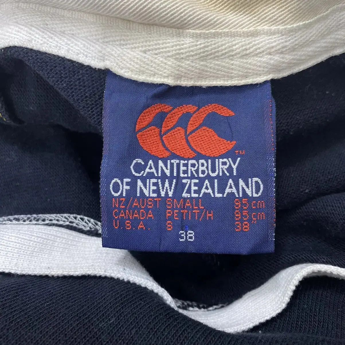 Canterbury of New Zealand Vintage CANTERBURY ALL BLACKS Rugby Polo Jersey Tee Shirt Size US S / EU 44-46 / 1 - 4 Thumbnail