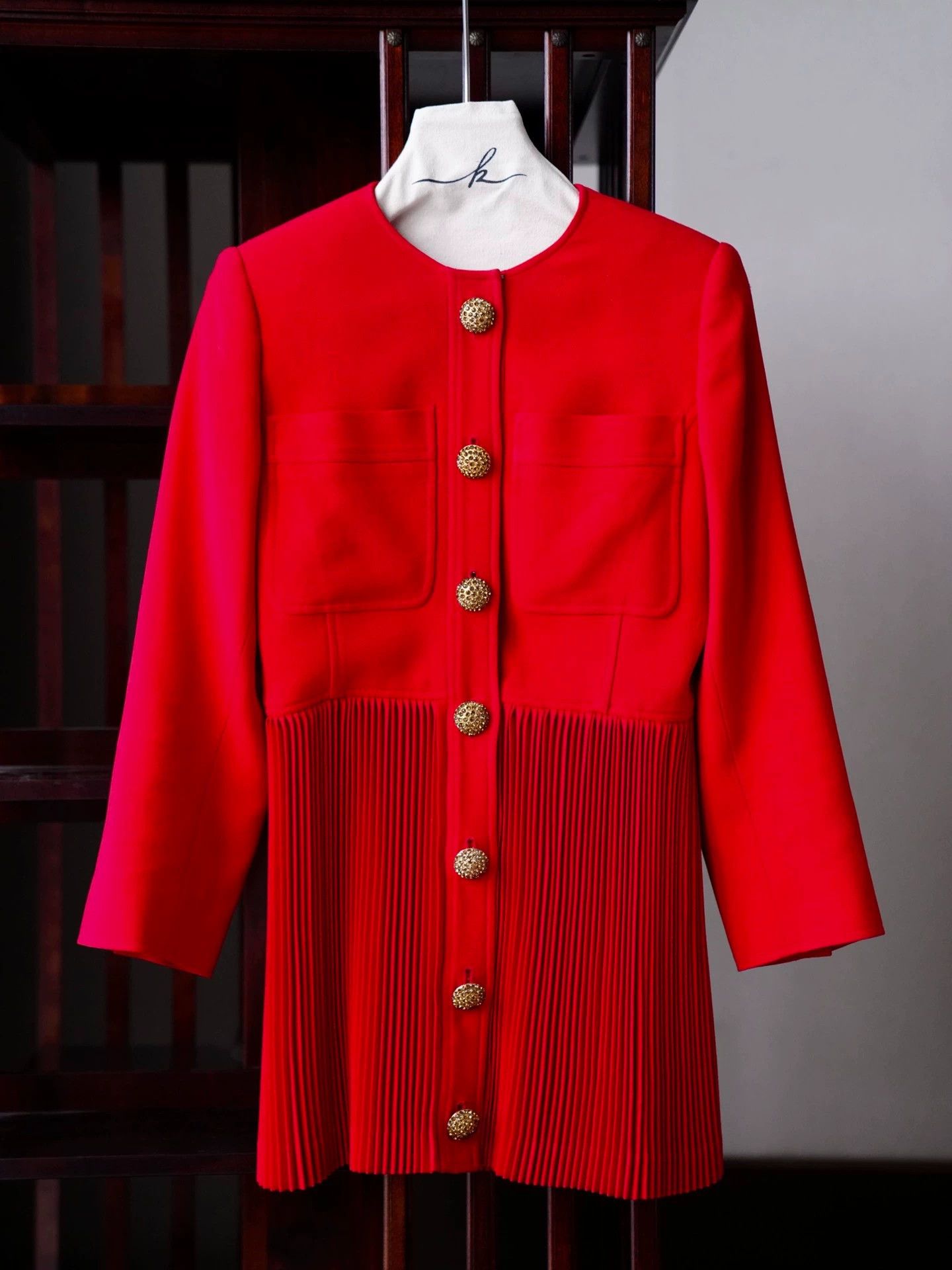 Valentino Valentino Vintage Wool Pleated Red Gemstone Button Blazer Size M / US 6-8 / IT 42-44 - 4 Thumbnail