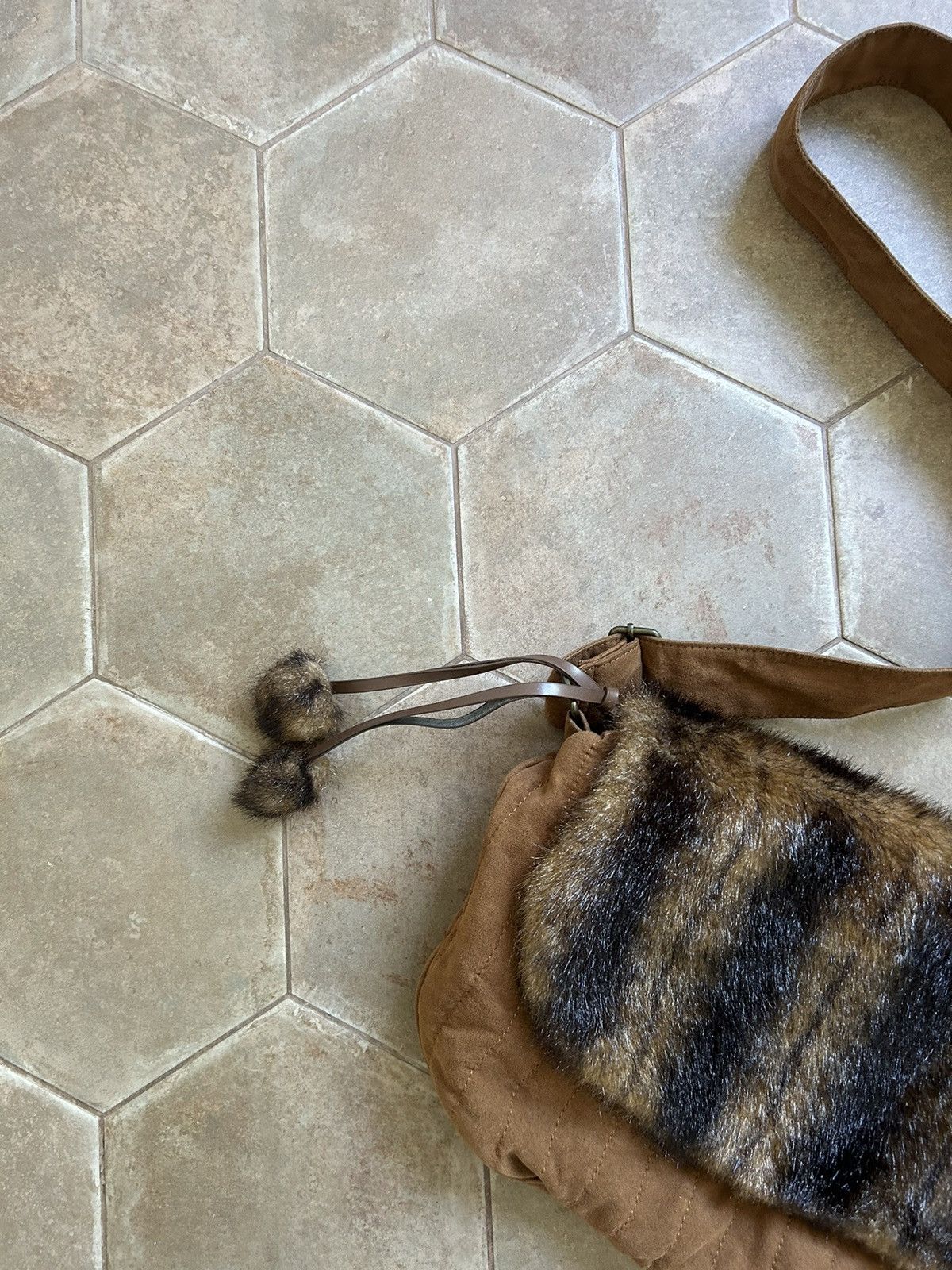 Japanese Brand VINTAGE FUR AVANT-GARDE BAG Size ONE SIZE - 3 Thumbnail