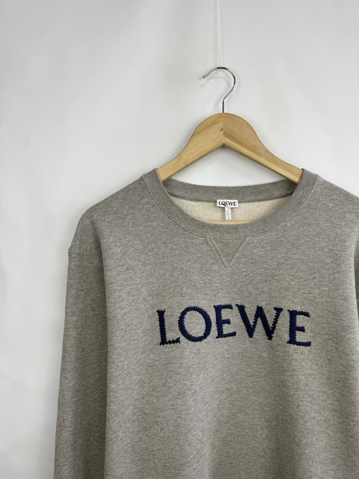 Loewe Loewe Luxury Sweatshirt Embroidered Logo Made in Portugal Size US XL / EU 56 / 4 - 4 Thumbnail