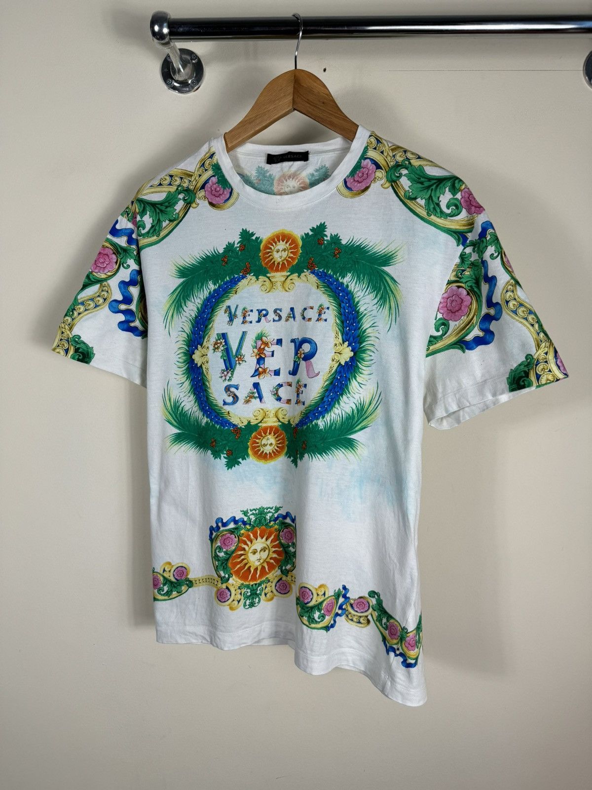 Versace Versace very rare t shirt Size US M / EU 48-50 / 2 - 1 Thumbnail