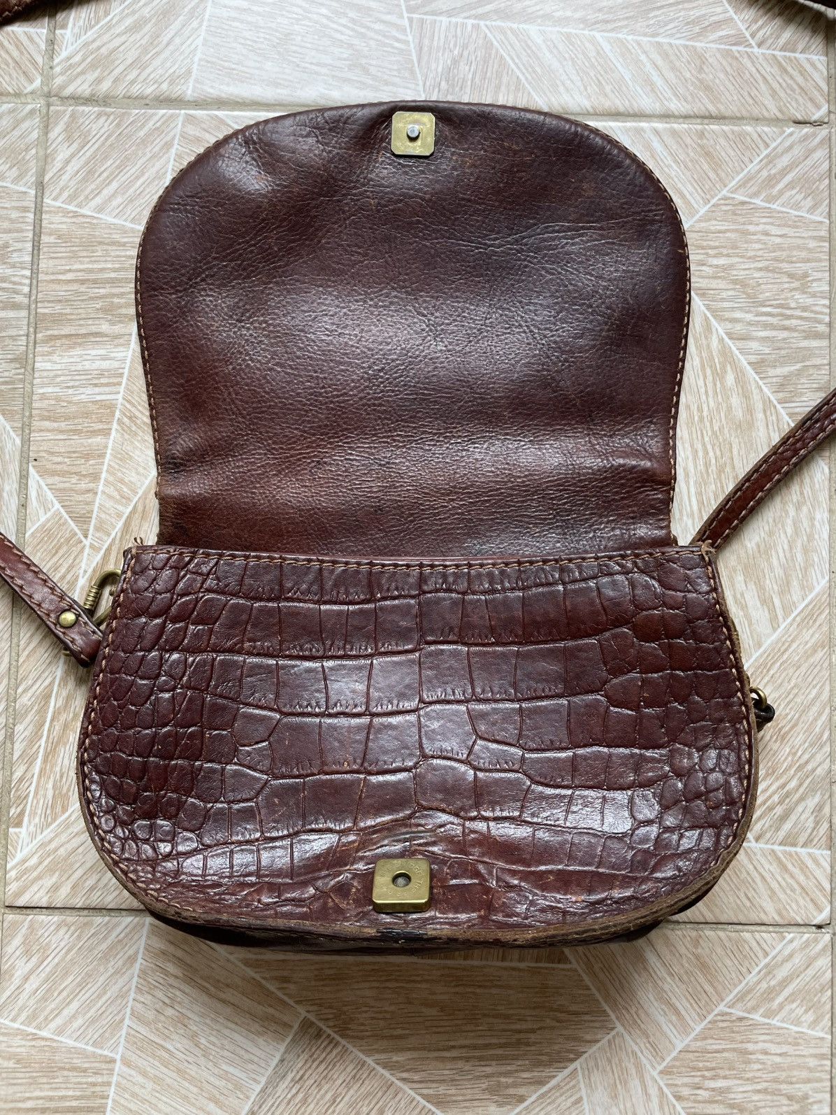 Vintage Archive Vintage Italy The Bridge Brown Leather Shoulder Bag Size ONE SIZE - 12 Thumbnail