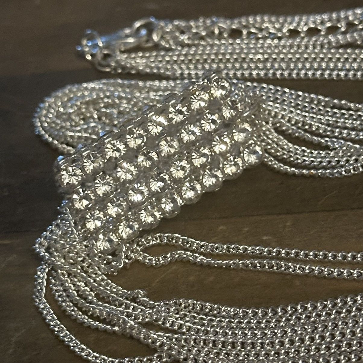 Other Long multi chain rhinestone tassel necklace Size ONE SIZE - 6 Thumbnail