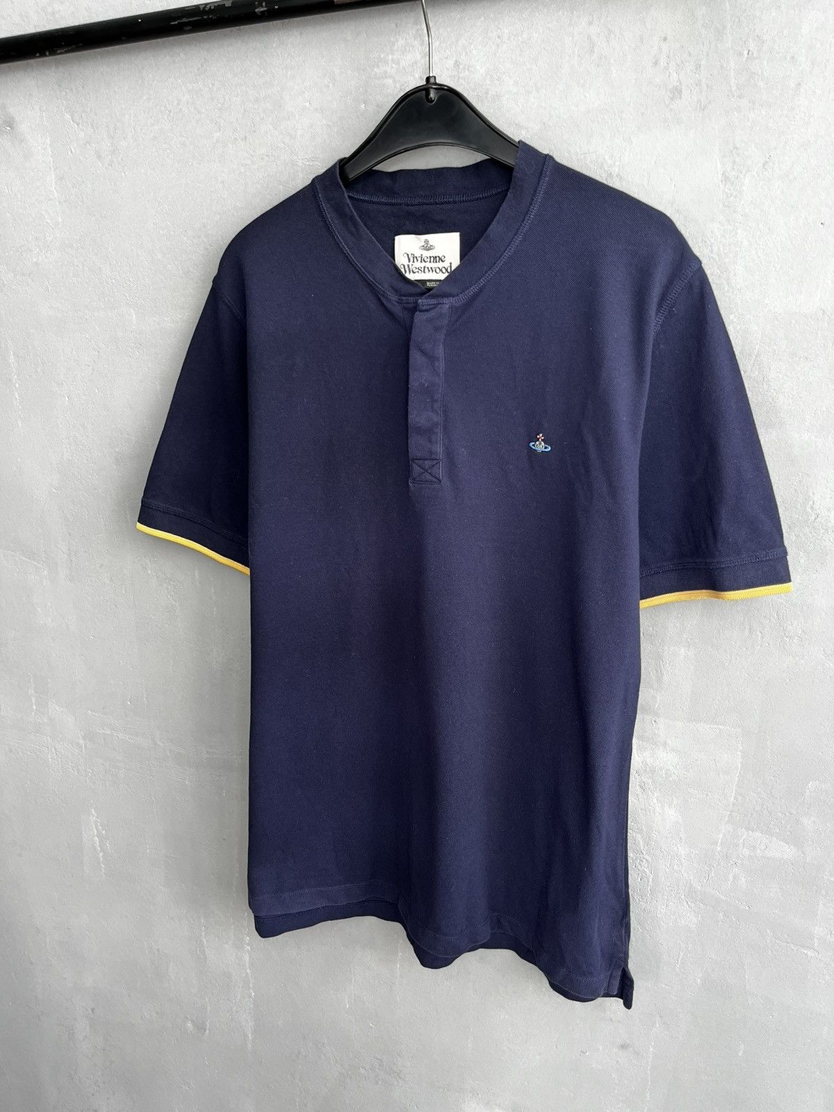 Vivienne Westwood Vivienne Westwood polo shirt size L Size US L / EU 52-54 / 3 - 1 Thumbnail
