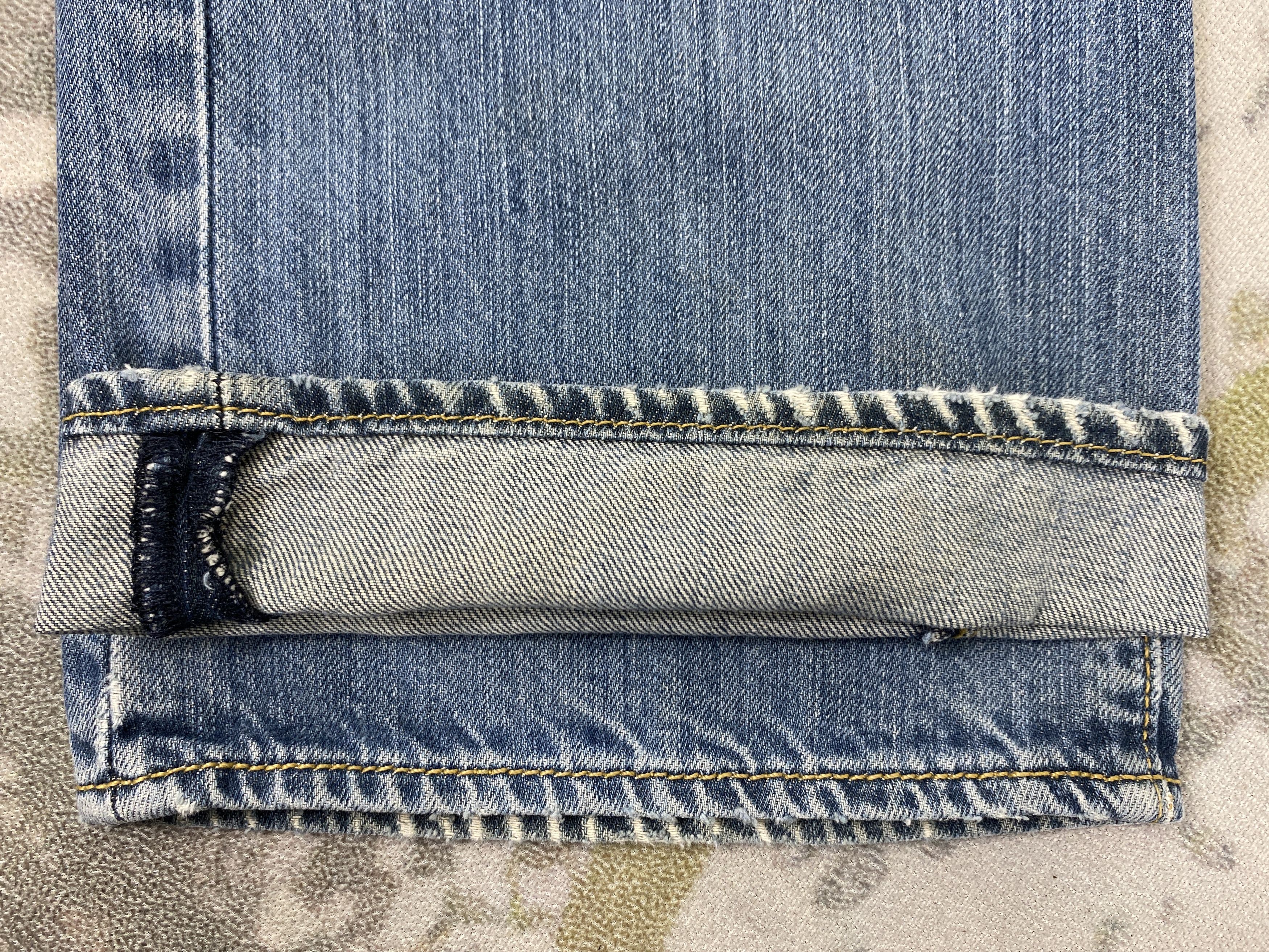 Levi's Distressed Blue Vintage Levi's 39x31 Denim -JN1475 Size US 39 - 14 Thumbnail