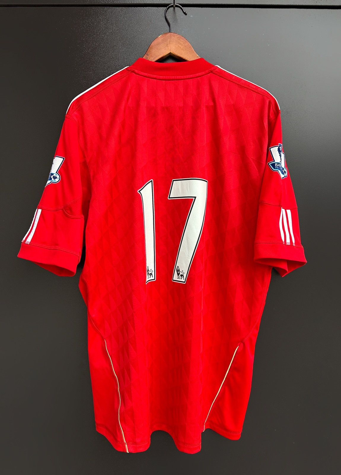 Adidas Vintage 2010/11 Liverpool FC Home Shirt adidas Jersey sz XL Size US XL / EU 56 / 4 - 2 Thumbnail