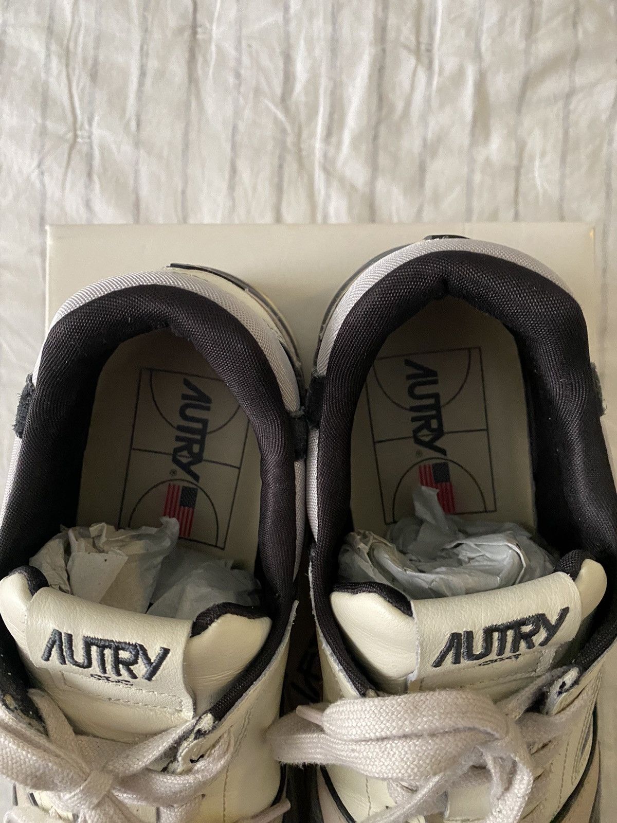 AUTRY Autry CLC Low Grey Sneakers Sz46 Size US 13 / EU 46 - 6 Thumbnail