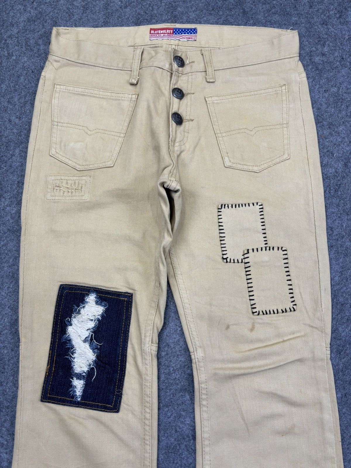 Japanese Brand 💥SuperFlare💥BLUTENBLUT Rare Distrssed Patchwork Denim F903 Size US 31 - 3 Thumbnail