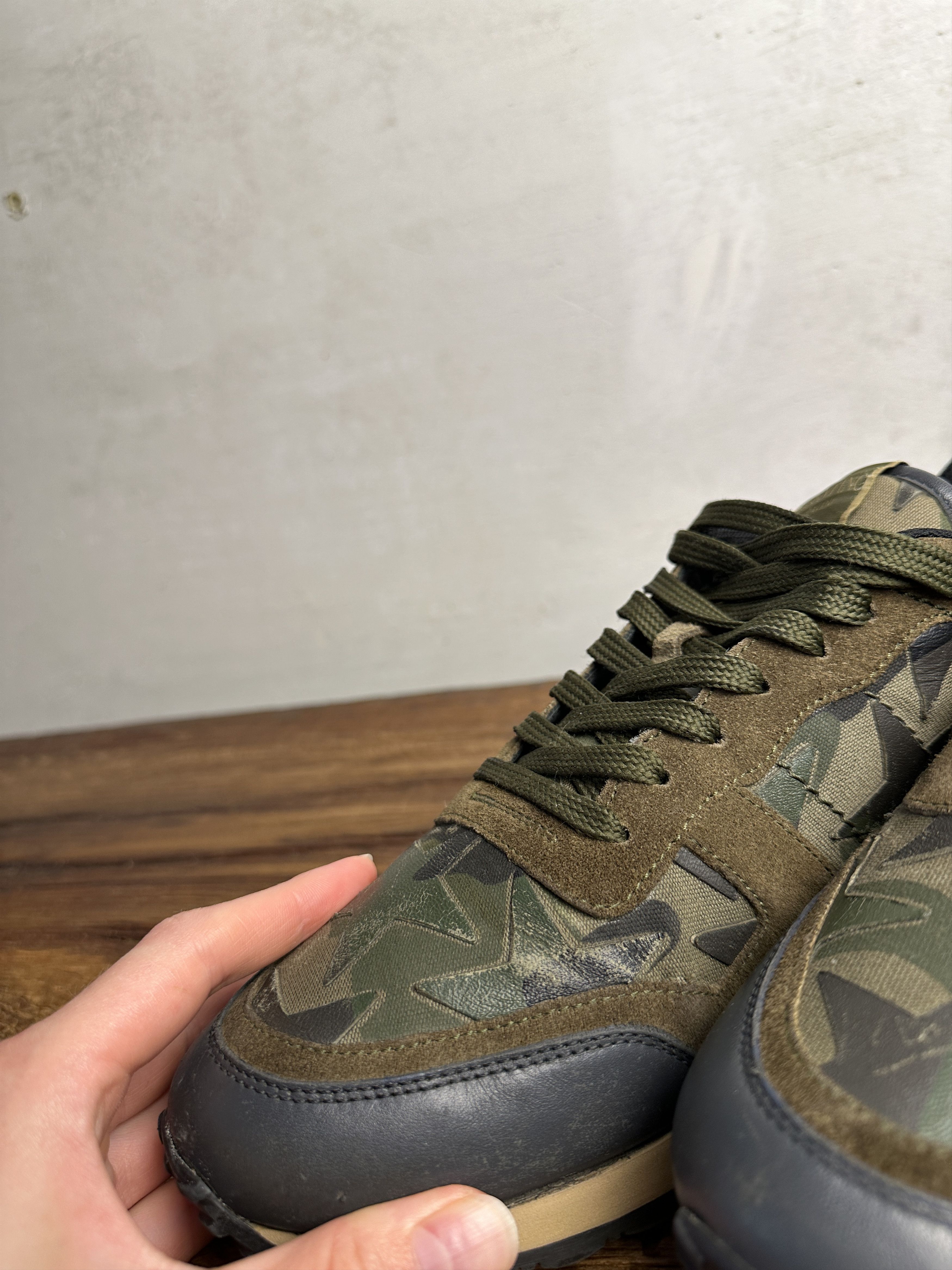 Valentino VALENTINO Star Camo Rockstud Sneakers Khaki Size US 10 / EU 43 - 7 Thumbnail