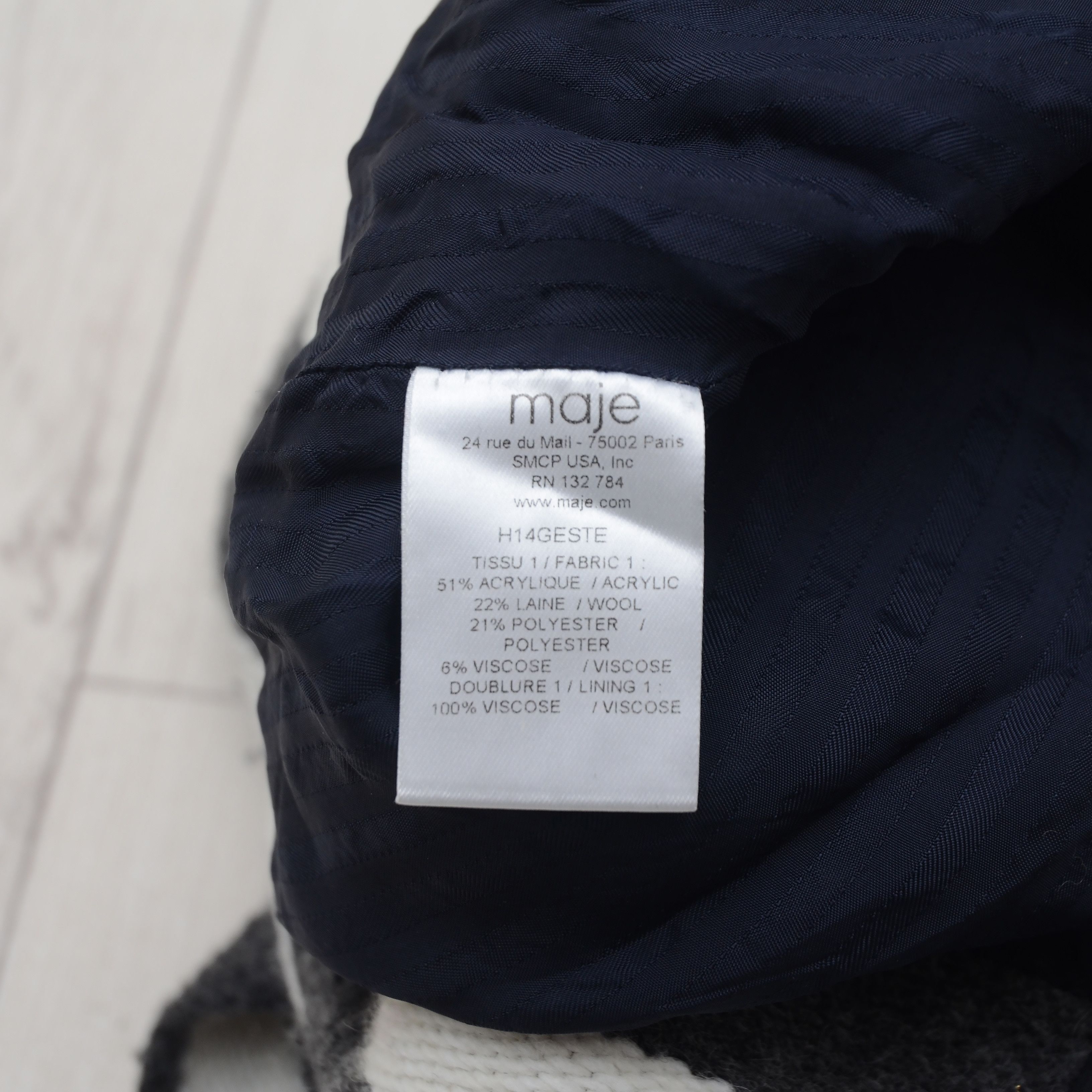 Maje CHANEL BOUTIQUE MADE IN FRANCE SKIRT Size 25" / US 0 / IT 36 - 9 Thumbnail