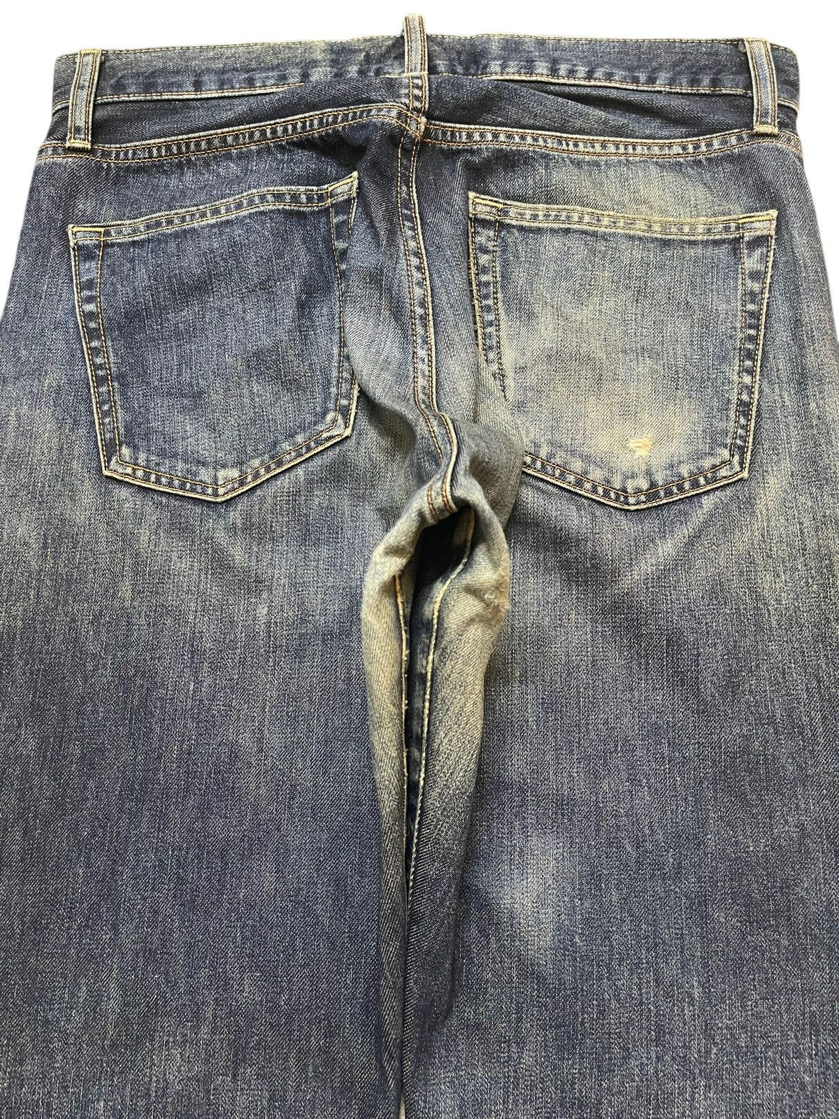 Uniqlo Vintage Japanese Uniqlo Mud Faded Wash Style Jeans Size US 31 - 5 Thumbnail