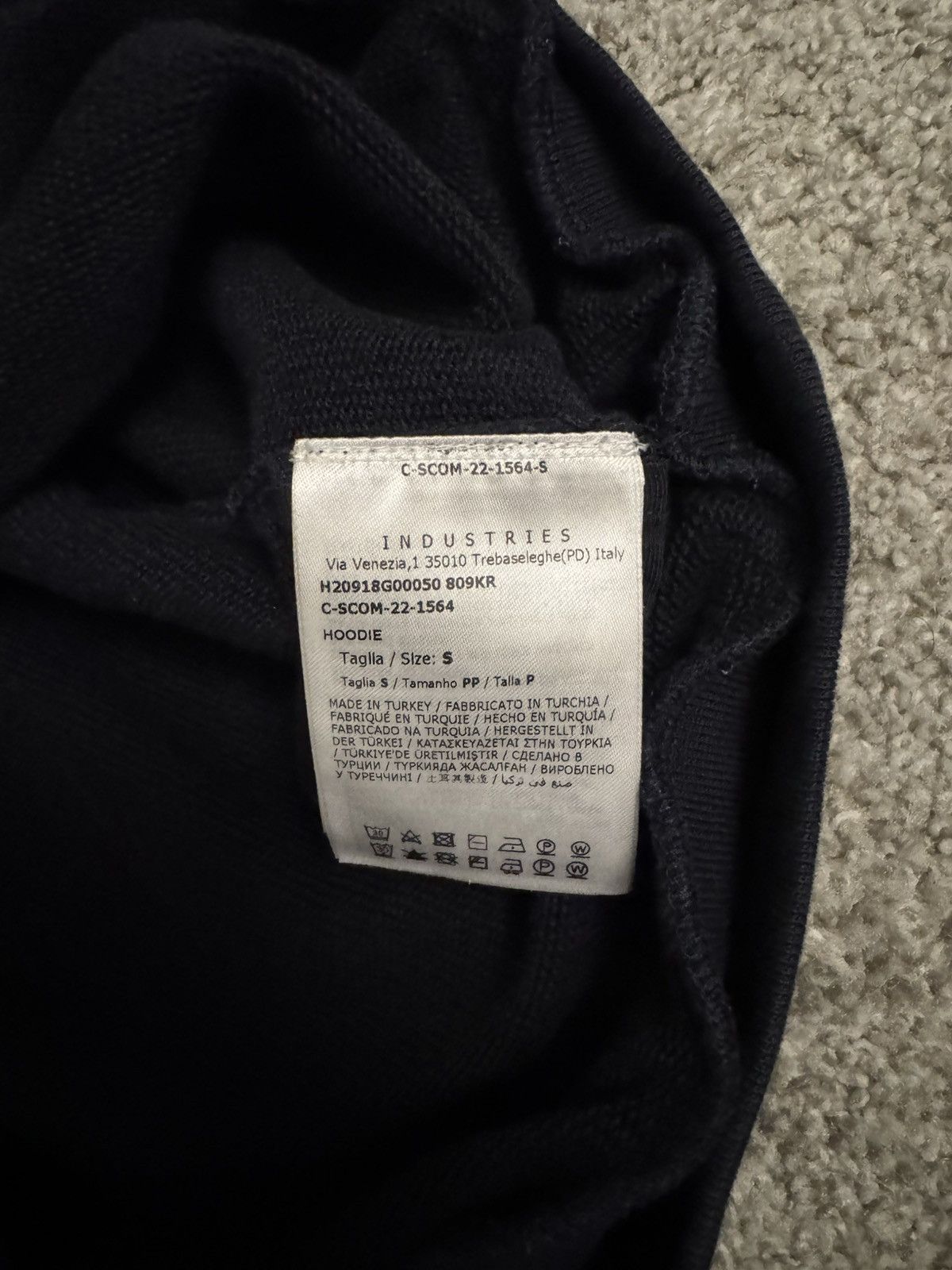 Moncler Moncler Curved Logo Hoodie Size US S / EU 44-46 / 1 - 4 Thumbnail