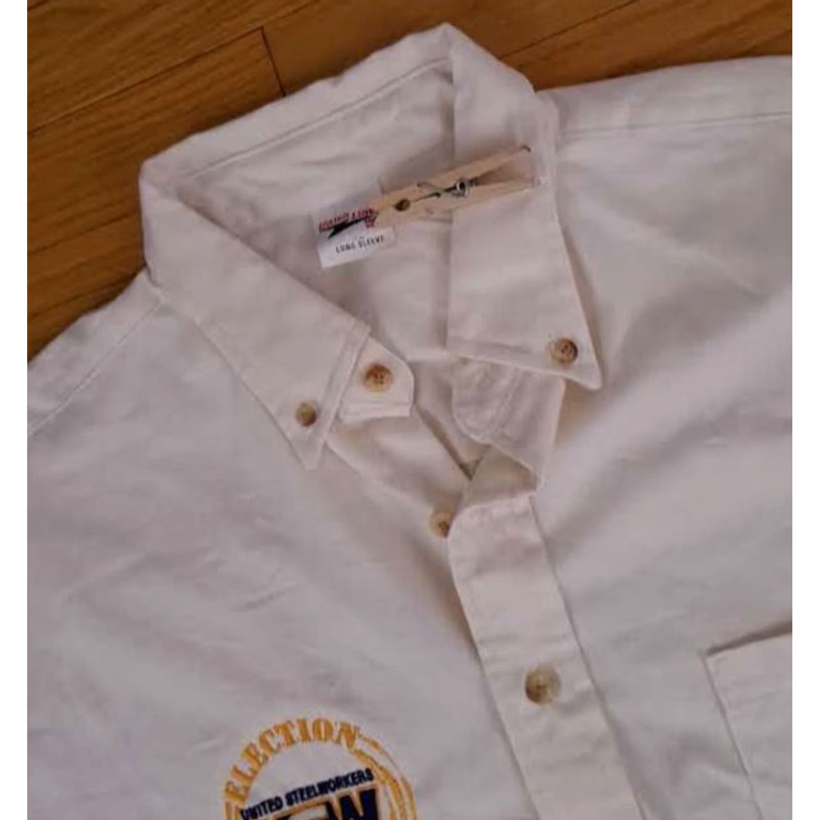 Vintage VINTAGE United Steel Workers Activist Corps 2010 Button-Up Shirt USA Embroidered Long Sleeve Men XL Cream Size US XL / EU 56 / 4 - 5 Thumbnail