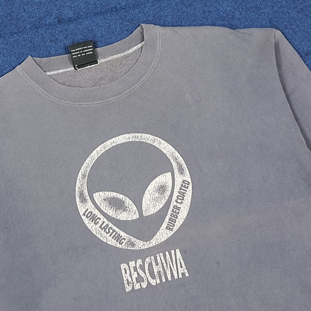 Vintage Vintage 90s Beschwa Alien Barker Nevada Sweatshirt C288N19 Size US L / EU 52-54 / 3 - 2 Thumbnail