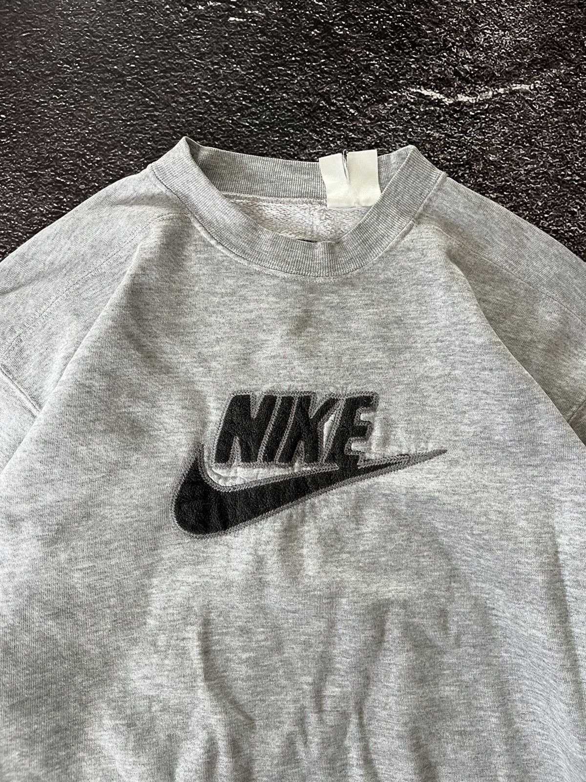Nike Vintage Nike Y2K Sweatshirt Big Logo Baggy Crewneck Swoosh Size US M / EU 48-50 / 2 - 2 Thumbnail