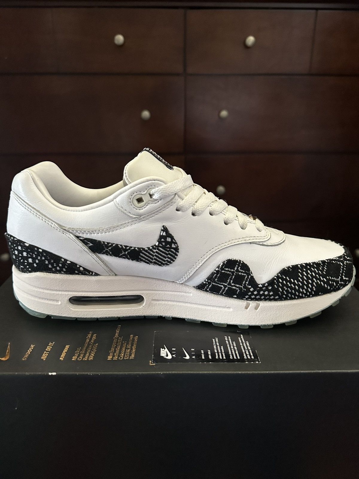 Nike Air Max 1 BHM QS White Black-Metallic Gold