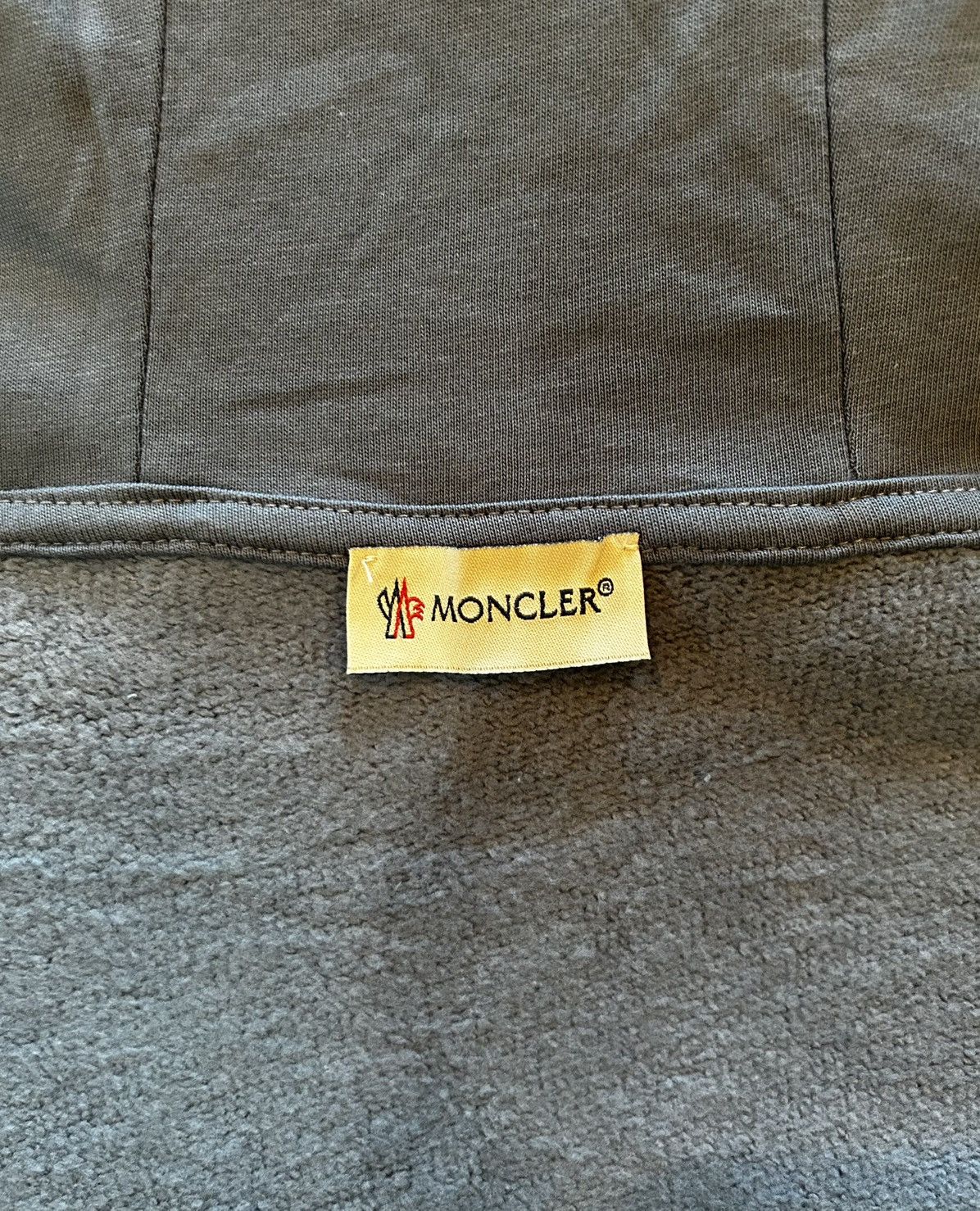 Moncler Moncler Hoodie Medium Size US M / EU 48-50 / 2 - 3 Thumbnail
