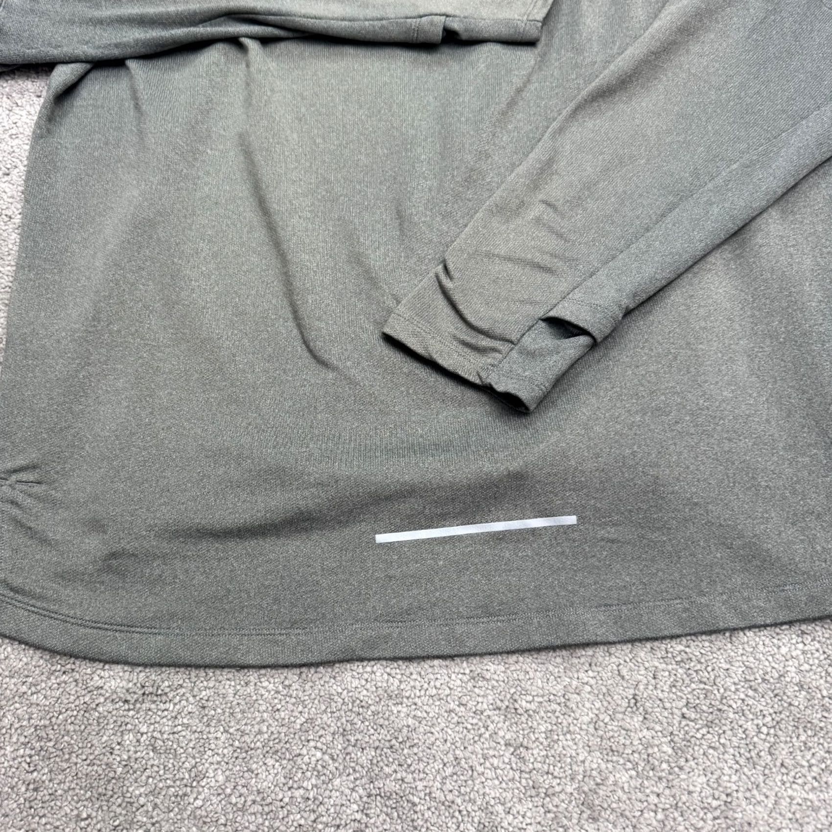 Nike Nike Dri-Fit Running Long Sleeve Tee Mens XL Gray Reflective Activewear Shirt Size US XL / EU 56 / 4 - 4 Thumbnail