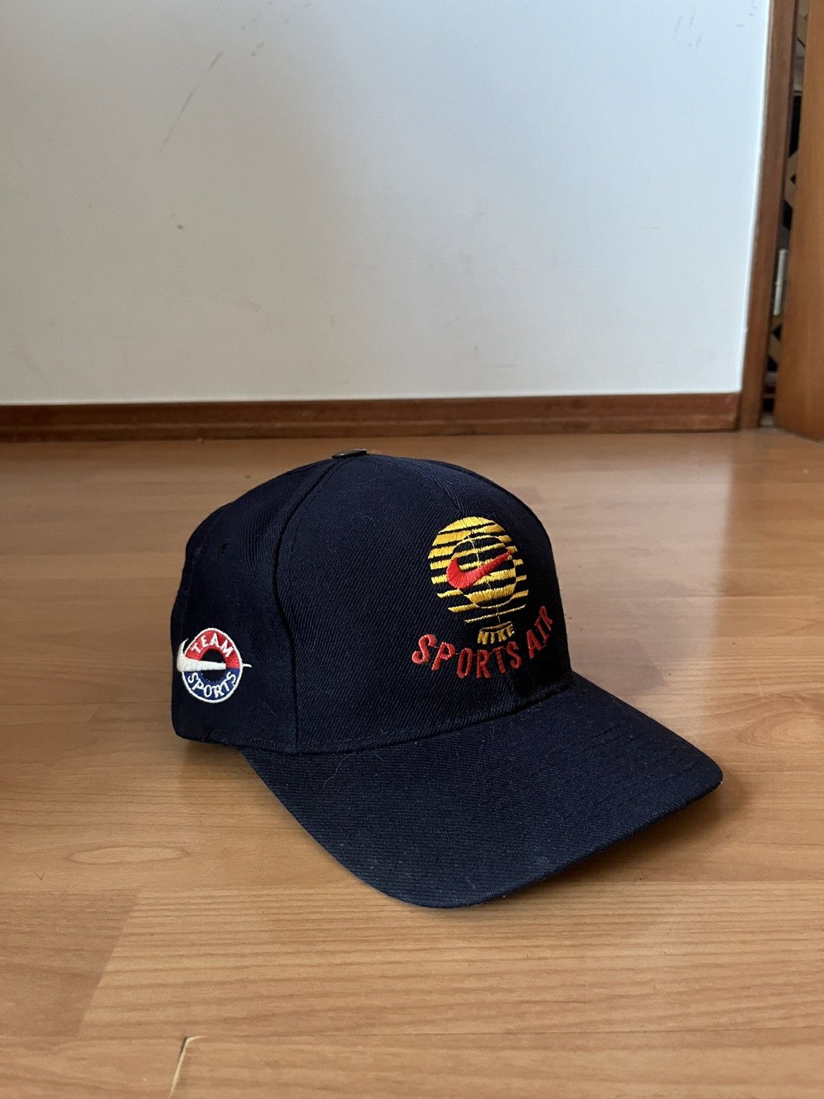 Nike Vintage Nike Snapback Hat Size ONE SIZE - 1 Thumbnail