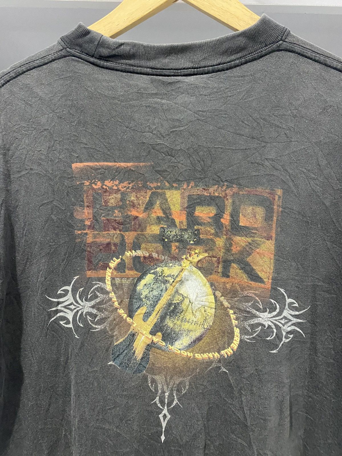 Hard Rock Cafe Vintage HRC London Hardrock Cafe Tribal Tshirt Size US M / EU 48-50 / 2 - 4 Thumbnail
