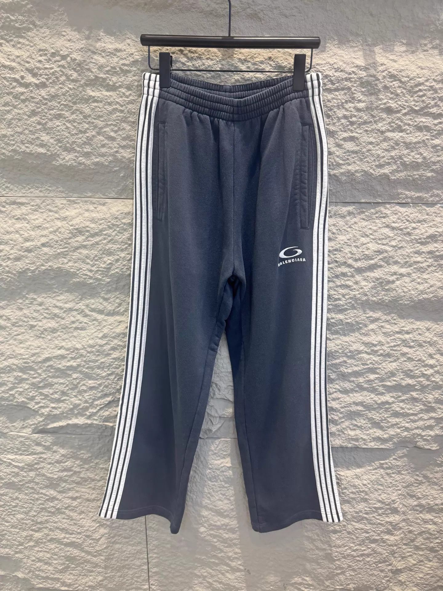Balenciaga Balenciaga Men's Navy Blue Knit Straight Track XS Size US 27 - 1 Thumbnail