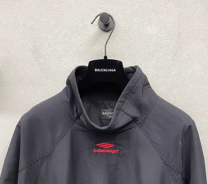 Balenciaga Balenciaga 3B Small Logo Hooded Zip-Up Windbreaker Size US M / EU 48-50 / 2 - 4 Thumbnail