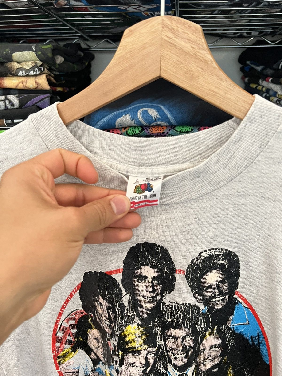 Fruit Of The Loom 90s The Brady Bunch Single Stitch Series Movie Promo Tee Size US L / EU 52-54 / 3 - 4 Thumbnail