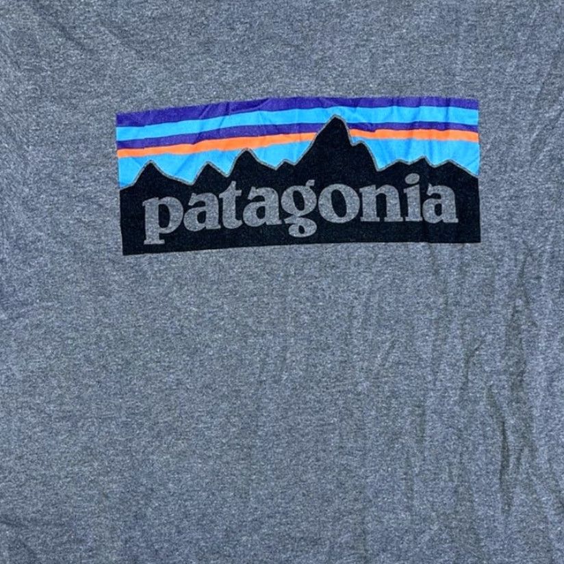 Patagonia Patagonia P-6 Back Logo Responsibili-Tee Short Sleeve Shirt Gray M Mens Shirt Size US M / EU 48-50 / 2 - 5 Thumbnail