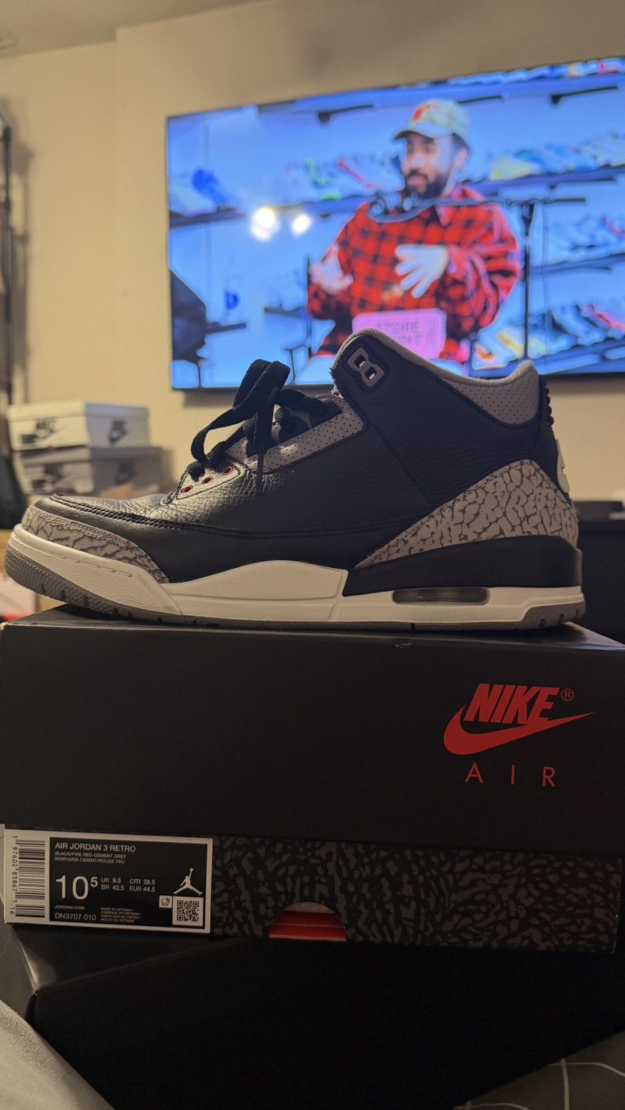 Jordan Brand Jordan 3 black cement Size US 11.5 / EU 44-45 - 5 Thumbnail
