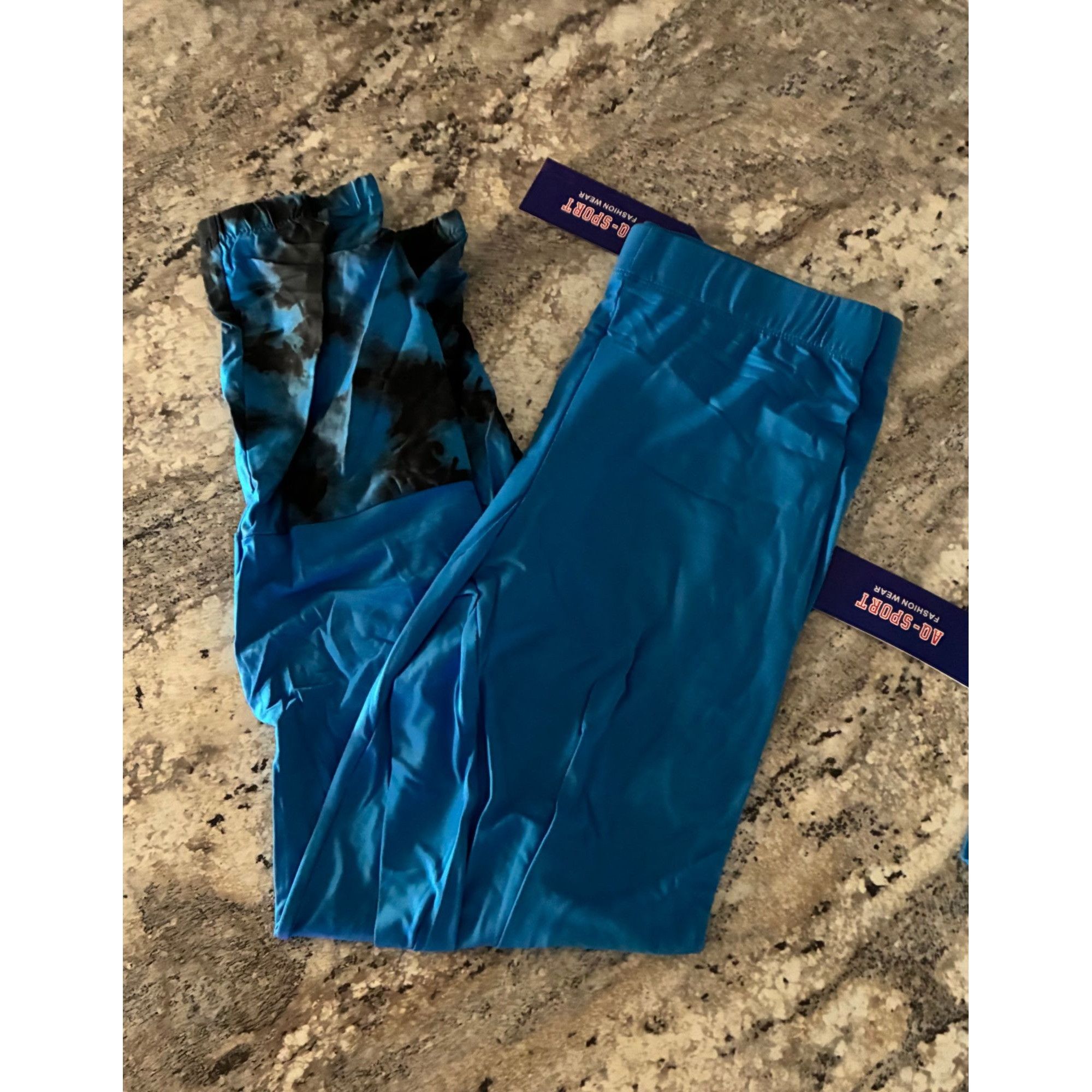 Other Stylish Tie Dye Hooded Short Sleeve Athletic Set In BLUE Size 28" / US 6 / IT 42 - 2 Thumbnail