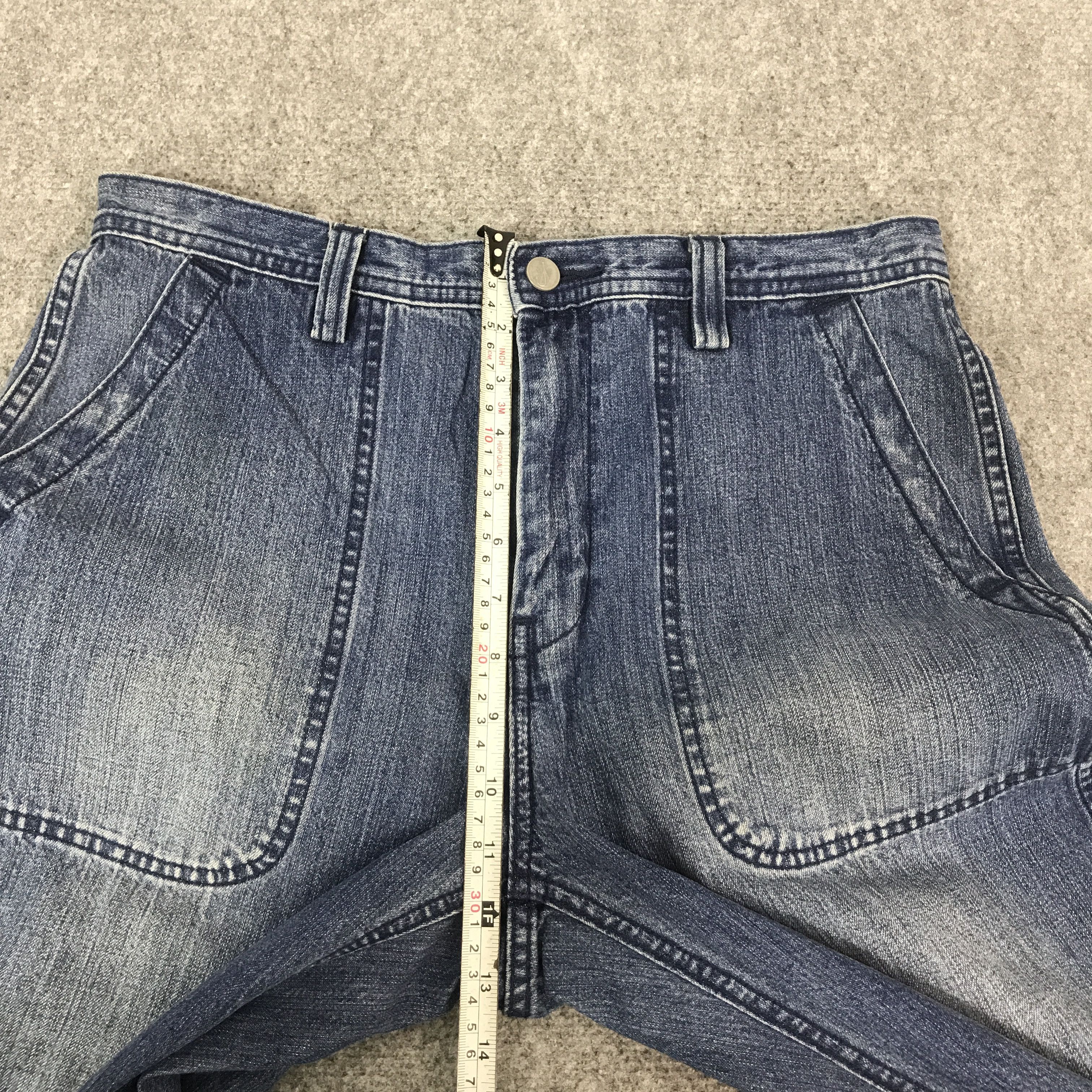 JW Anderson JW ANDERSON X UNIQLO BAGGY DENIM JEANS Size US 32 / EU 48 - 9 Thumbnail
