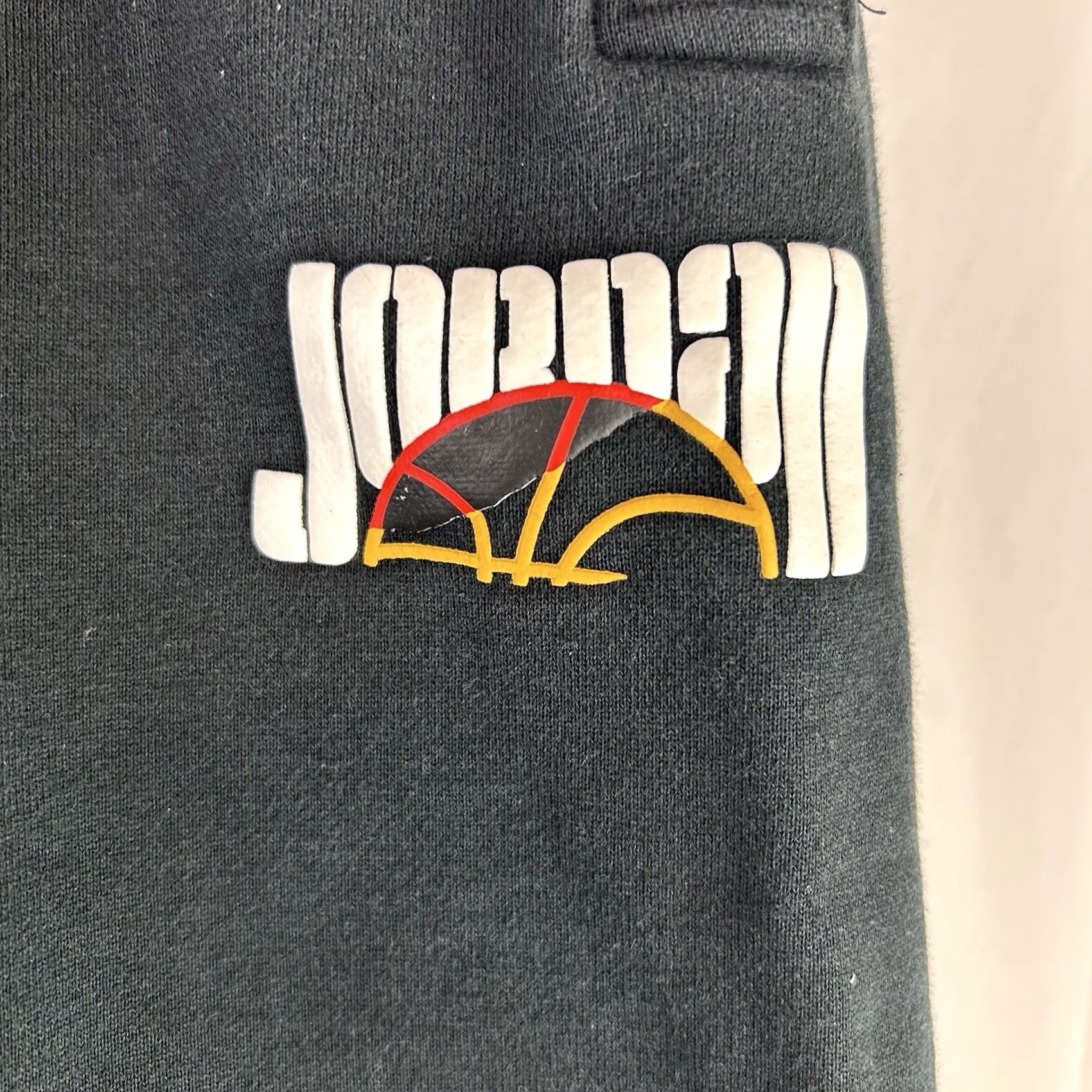 Nike VINTAGE NIKE Air Jordan Men's XS Jogger Pants DC9635-010 Black Sports Fleece Slim Inseam 26 in Mens Size US 27 - 6 Thumbnail