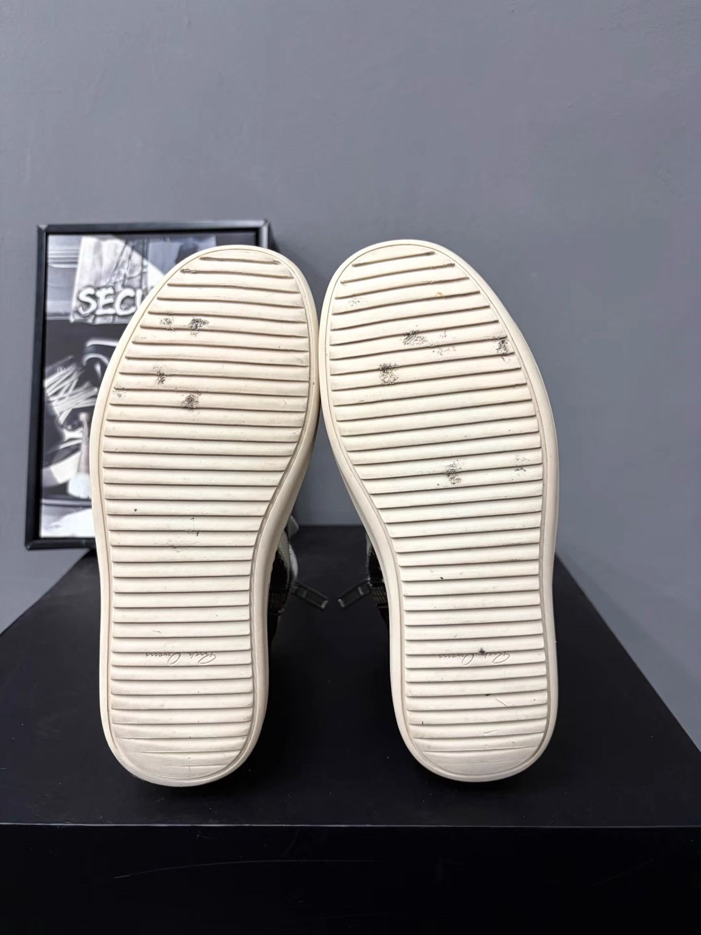 Rick Owens Rick Owens Black White Inverted Triangle Sneakers K34 Size US 6 / IT 36 - 8 Thumbnail