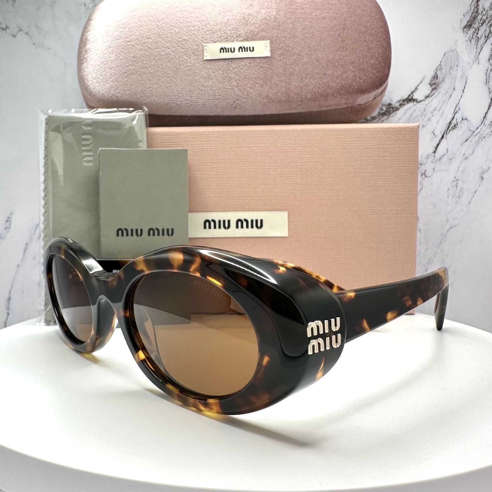 Miu Miu New MIU MIU Sunglasses Brown Tortoise Oval Womens Reverie Size ONE SIZE - 1 Thumbnail