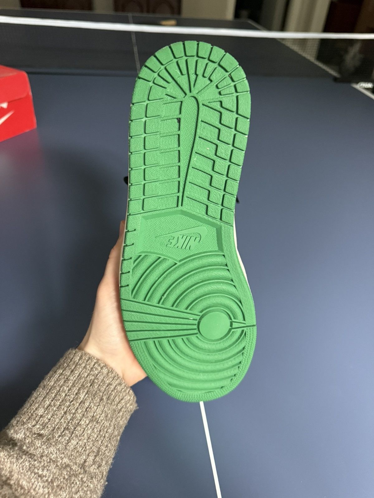 Jordan Brand Jordan 1 Pine Green Size US 10 / EU 43 - 2 Thumbnail