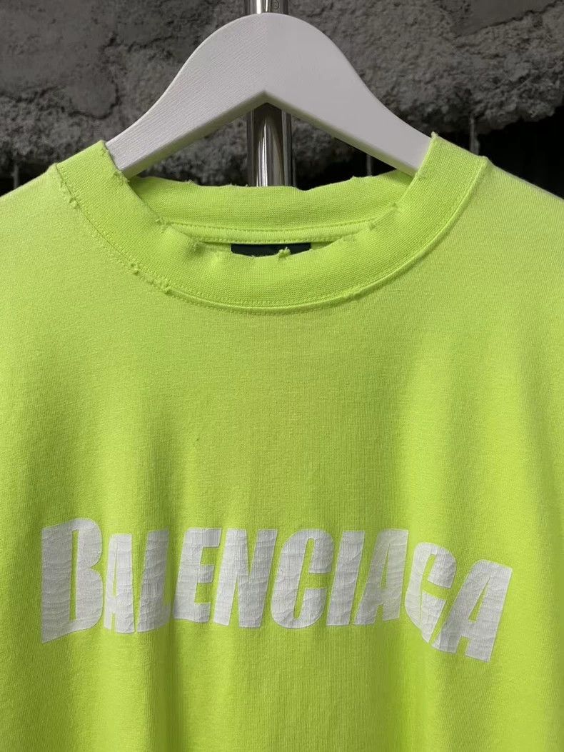 Balenciaga Balenciaga Distressed Short Sleeve Size US XS / EU 42 / 0 - 5 Thumbnail