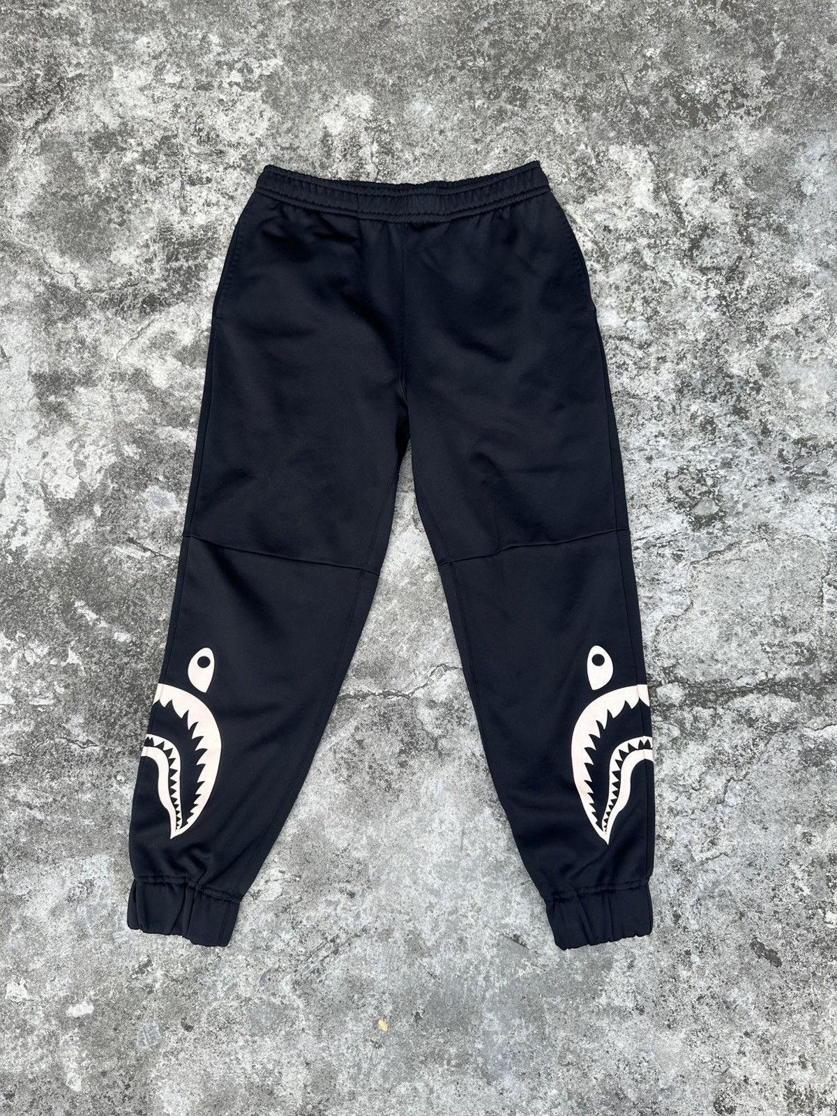 Bape Side Shark Sweat Pants Size US 30 / EU 46 - 2 Thumbnail