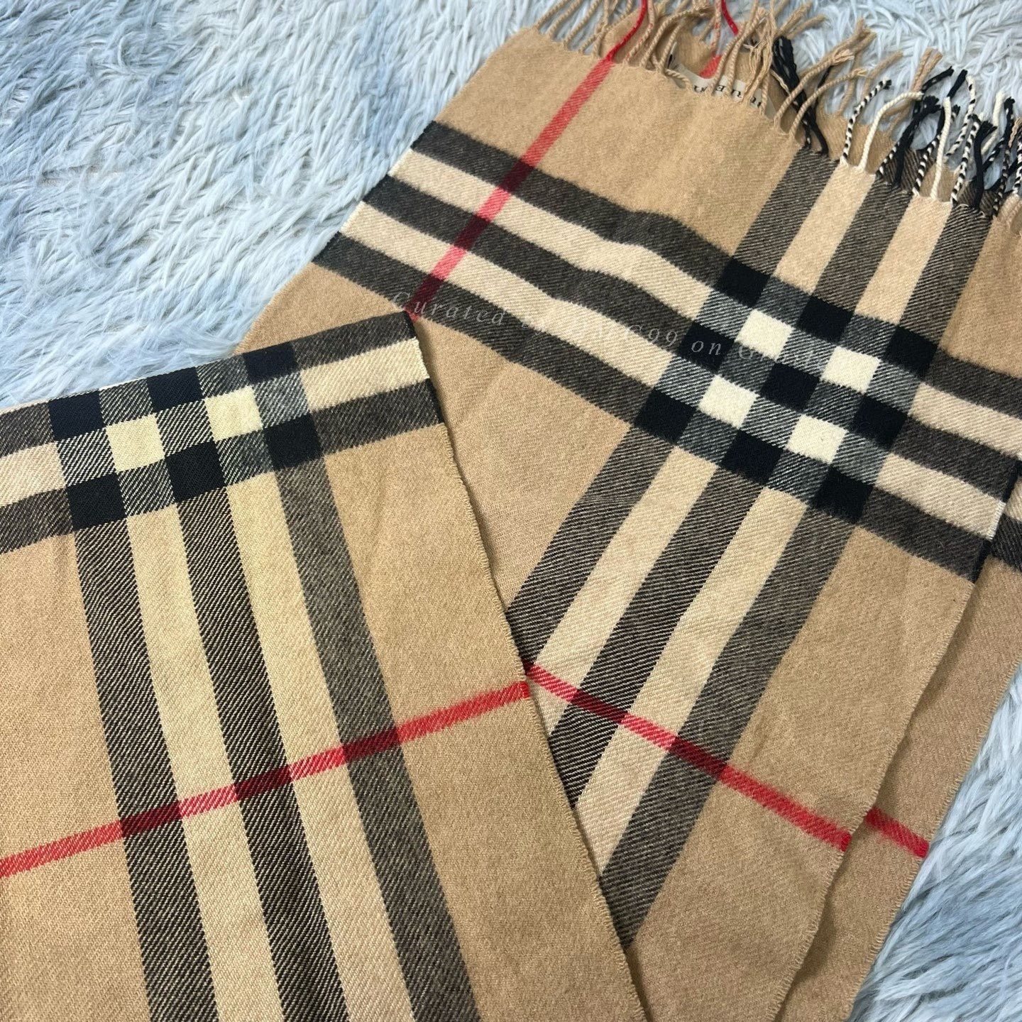 Burberry Burberry Check Scarf Size ONE SIZE - 2 Thumbnail