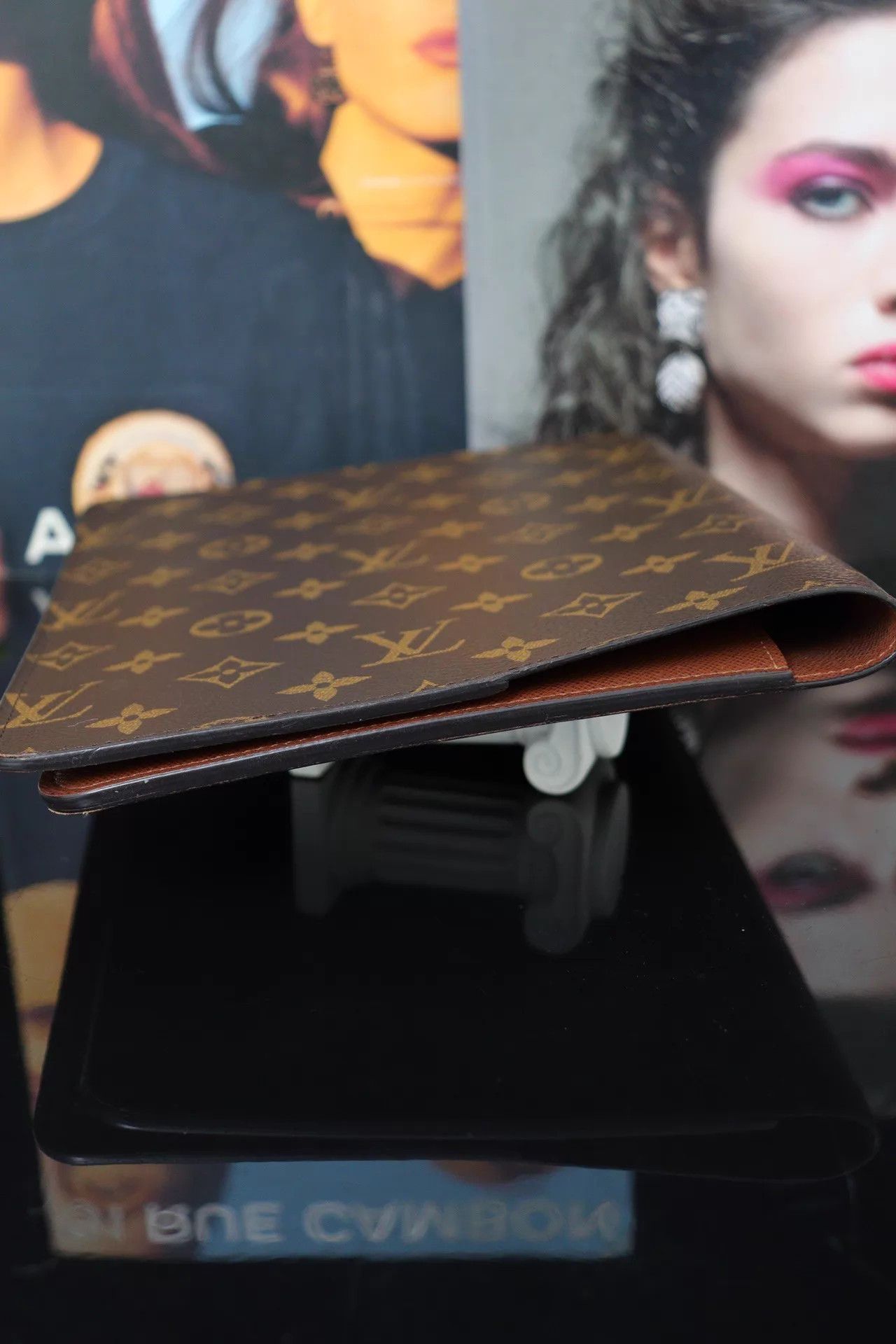 Louis Vuitton LV notebook sleeve 23.3x18 2018 vintage no accessories Size ONE SIZE - 4 Thumbnail