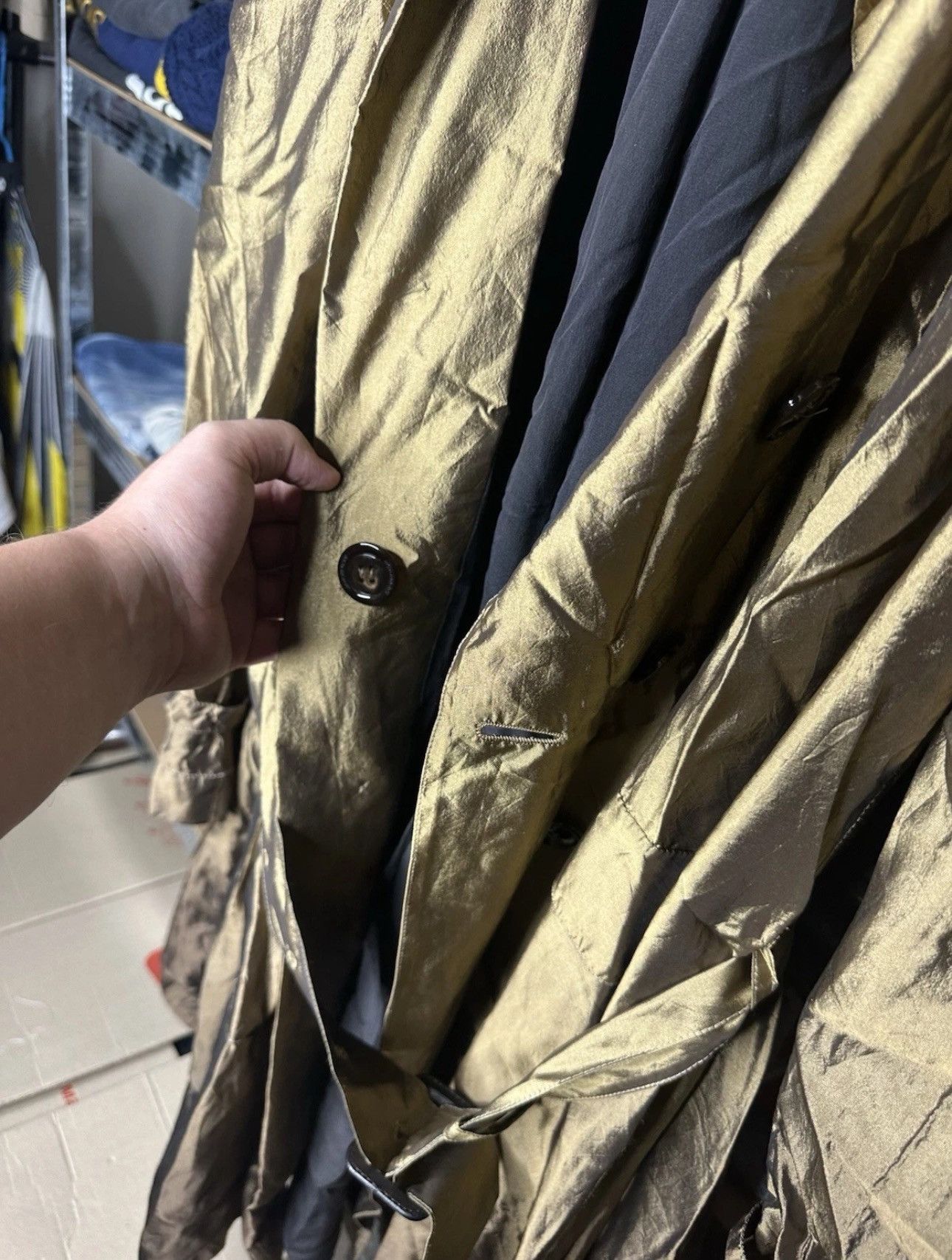 Burberry Burberry Silk Luxury Gold Gradient Trench Coat Jacket Size M / US 6-8 / IT 42-44 - 12 Thumbnail