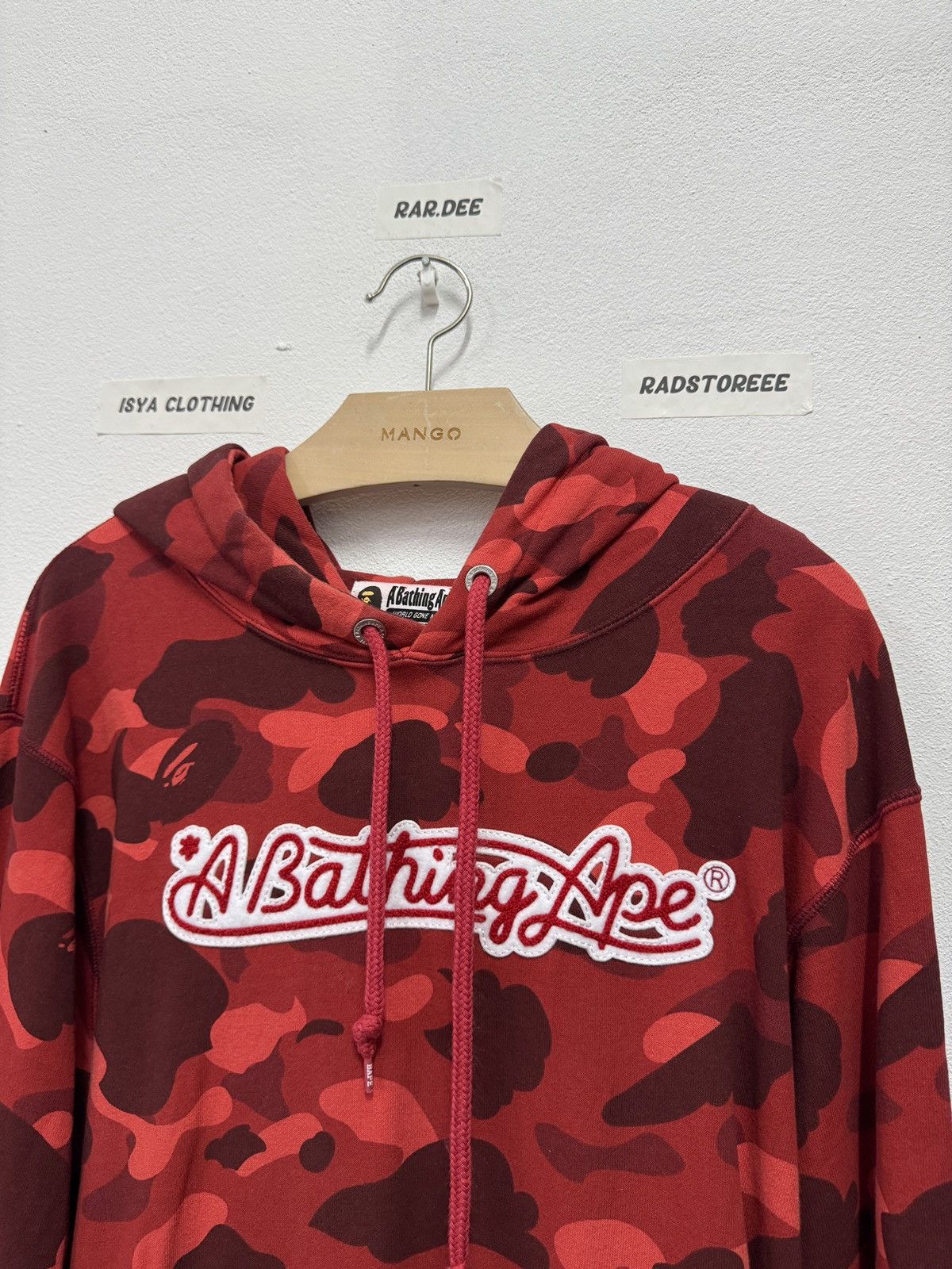 Bape × Coca Cola BAPE x Coca-Cola Color Camo Ape Head Pullover Hoodie Size US L / EU 52-54 / 3 - 3 Thumbnail