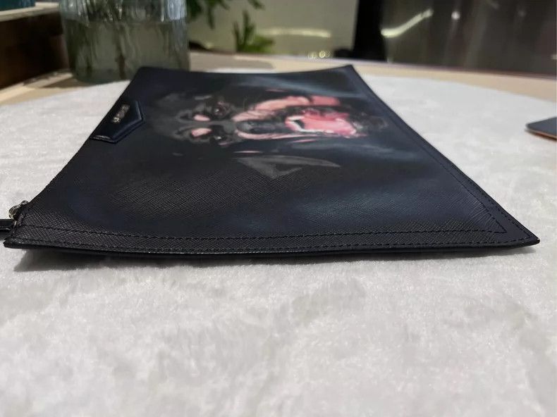 Givenchy Givenchy Large Dog Head Handbag Size ONE SIZE - 6 Thumbnail