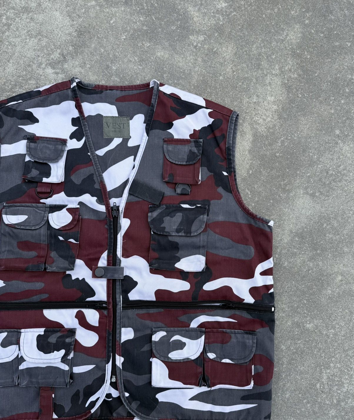 Vintage Vintage military y2k streetwear rare avantgarde track vest Size US M / EU 48-50 / 2 - 5 Thumbnail