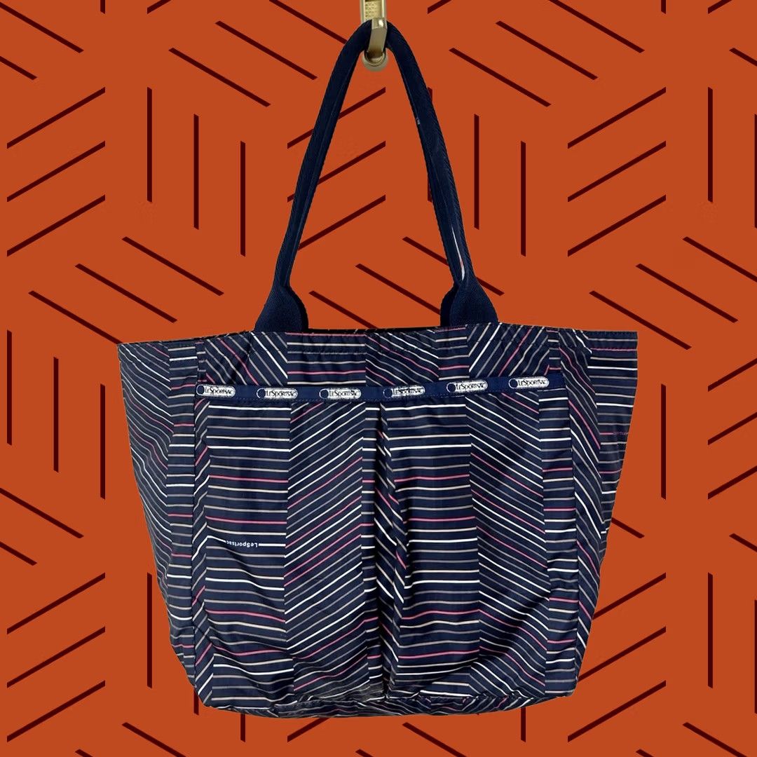 LeSportsac VTG Le Sportsac Large Tote Travel Zip Blue Pink Geometric Size ONE SIZE - 1 Thumbnail