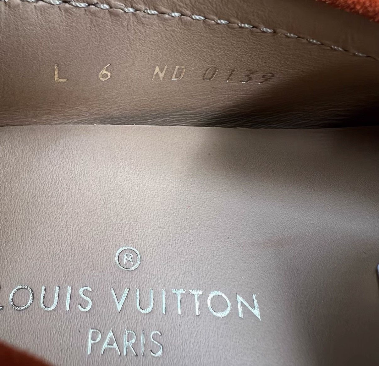 Louis Vuitton Louis Vuitton Porto Vecchio Circle Logo Driving Shoes J41 Size US 8 / EU 41 - 6 Thumbnail