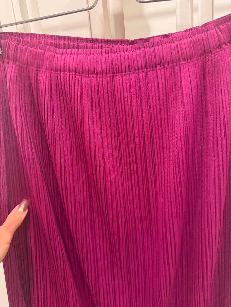Issey Miyake Issey Miyake size:2 Pink pleated skirt Size 42" / US 20 - 7 Thumbnail