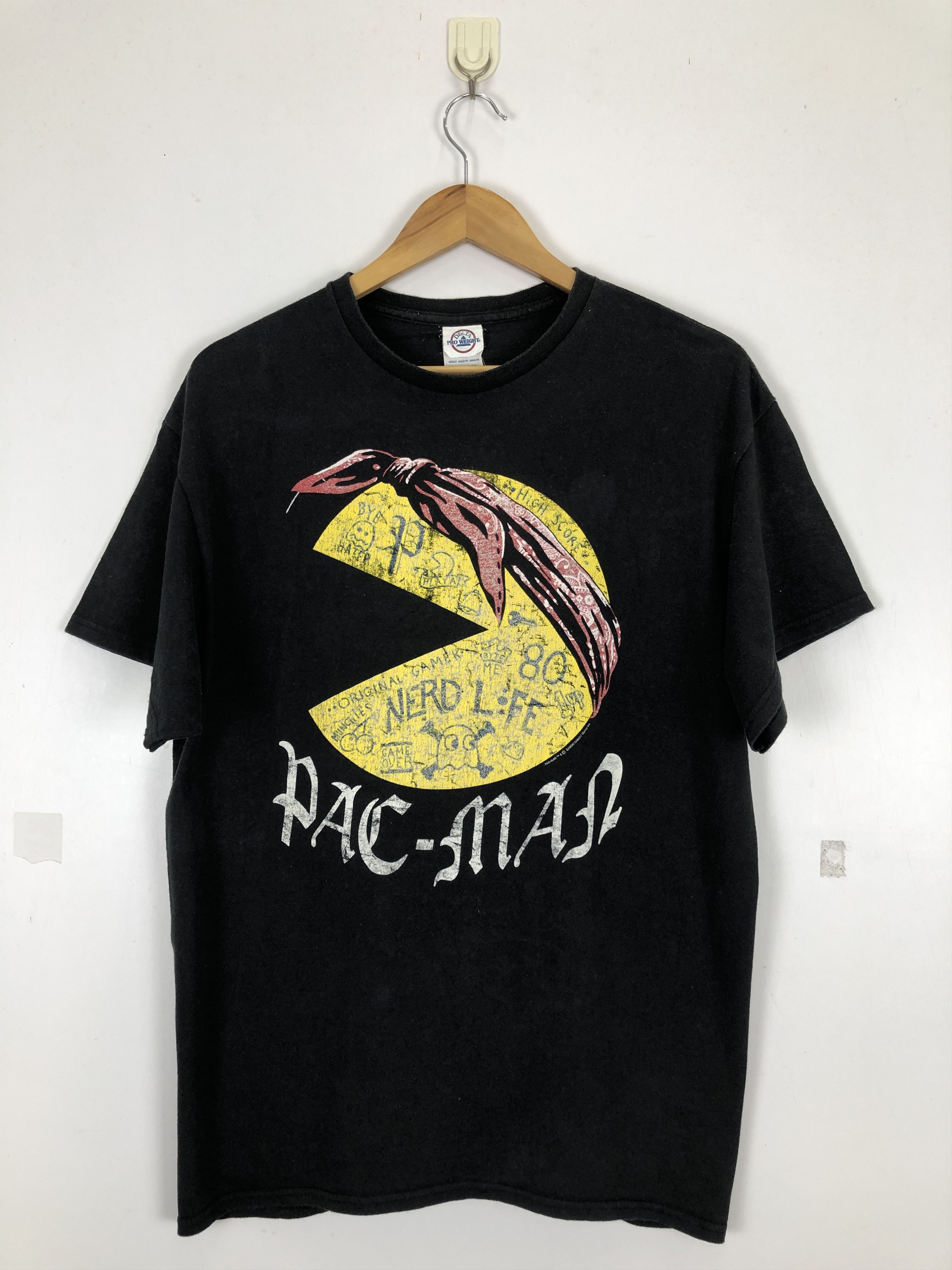 Rap Tees Vintage Tupac Shakur Pac-Man Rap Tees T-Shirt TA0491 Size US L / EU 52-54 / 3 - 1 Thumbnail
