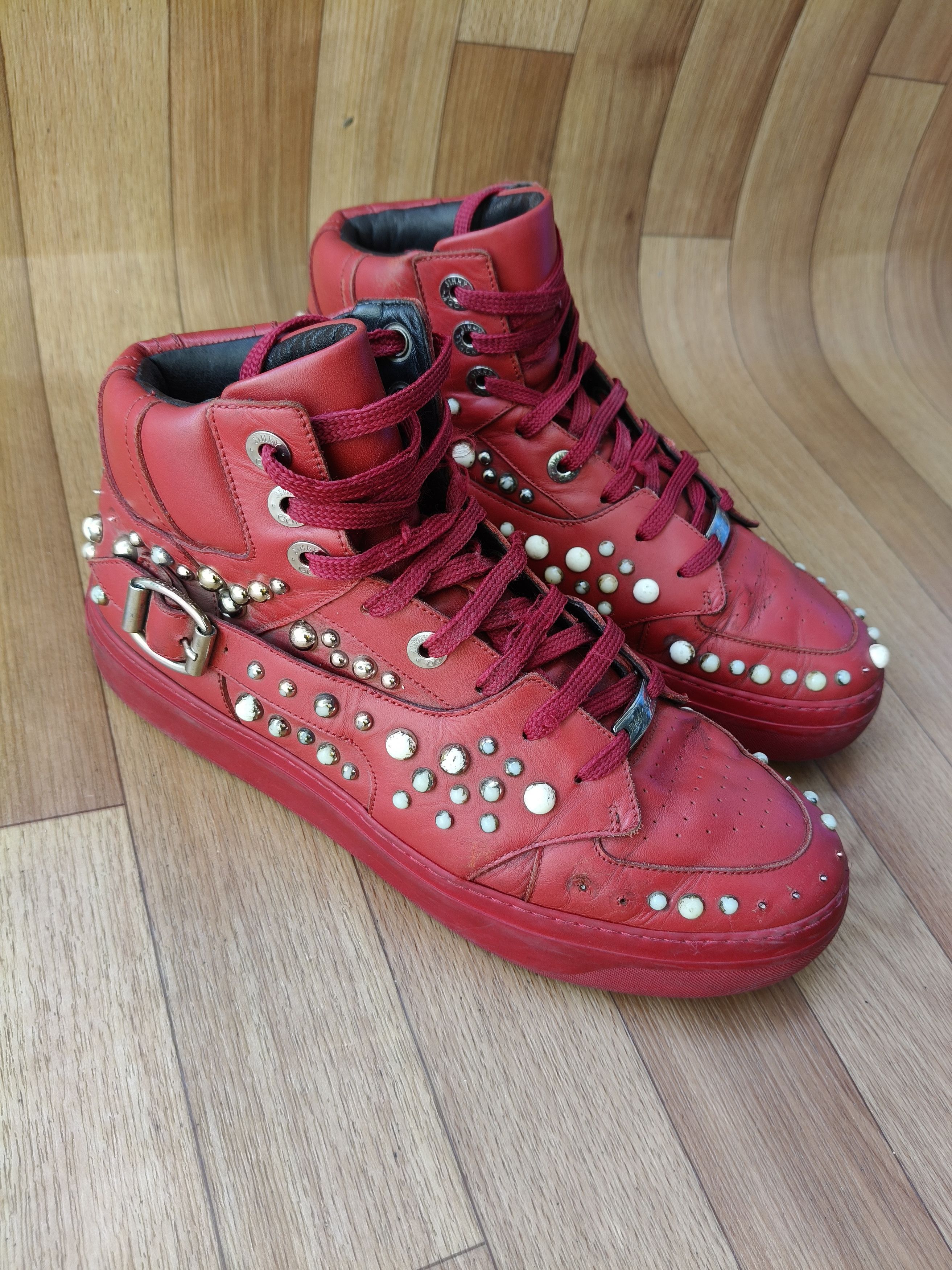 Jimmy Choo Jimmy Choo studded , like Givenchy Tyson , saint Laurent Size US 9 / EU 42 - 1 Thumbnail