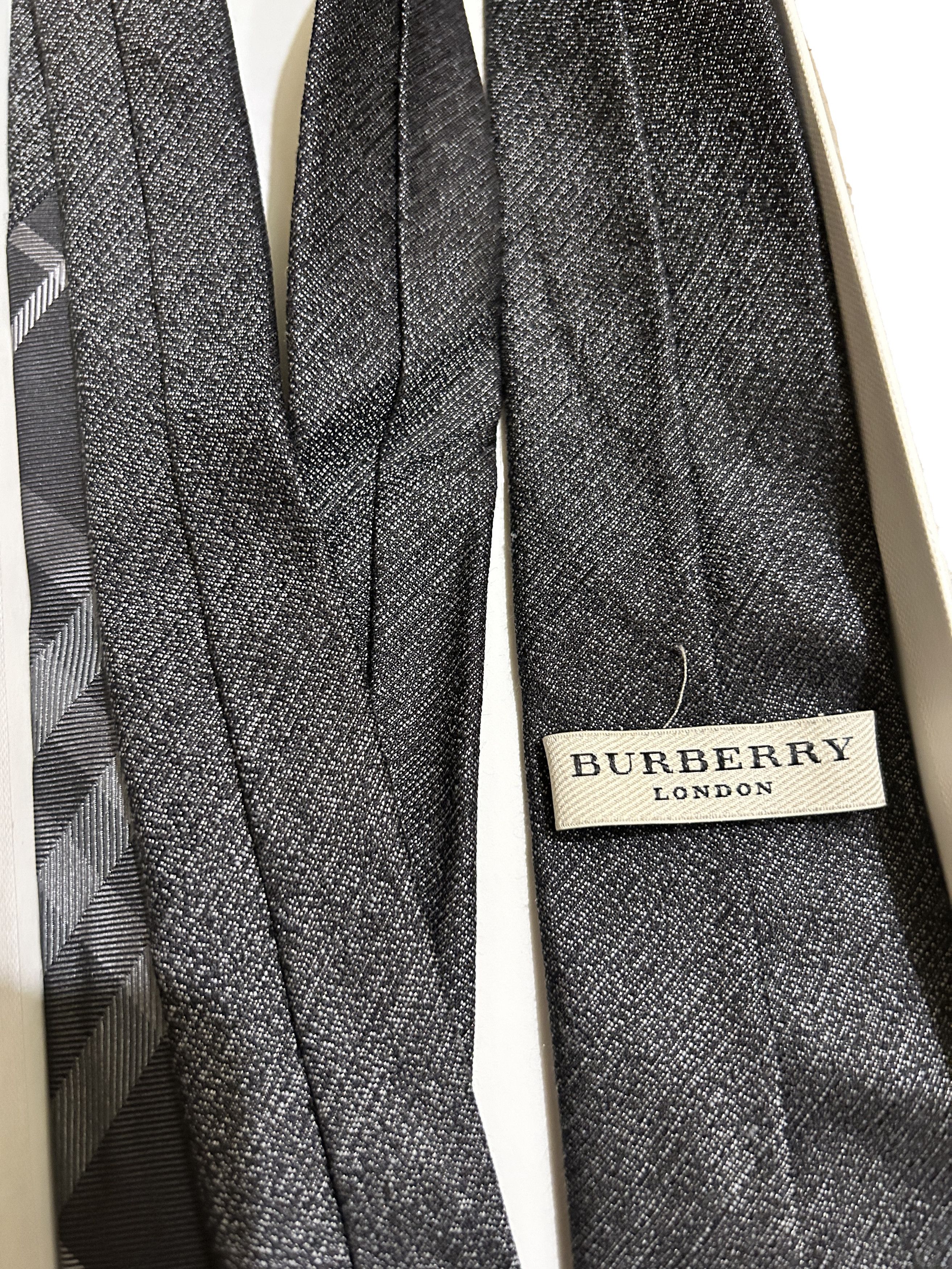 Burberry Burberry London Black Silk Tie skinny Size ONE SIZE - 3 Thumbnail