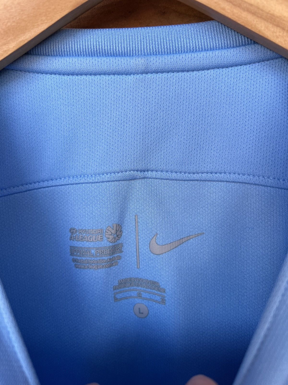 Nike 2016/2017 NIKE MELBOURNE CITY HOME FOOTBALL SHIRT SOCCER Size US S / EU 44-46 / 1 - 8 Thumbnail